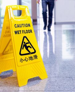 Article – Agressivité conjugale : Caution, slippery floor !